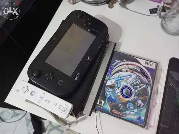 32GB Black Deluxe Set Nintendo Wii U Console جيجا أسود وي يو32 0