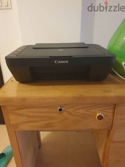 Canon Pixma MG2540S printer scanner.