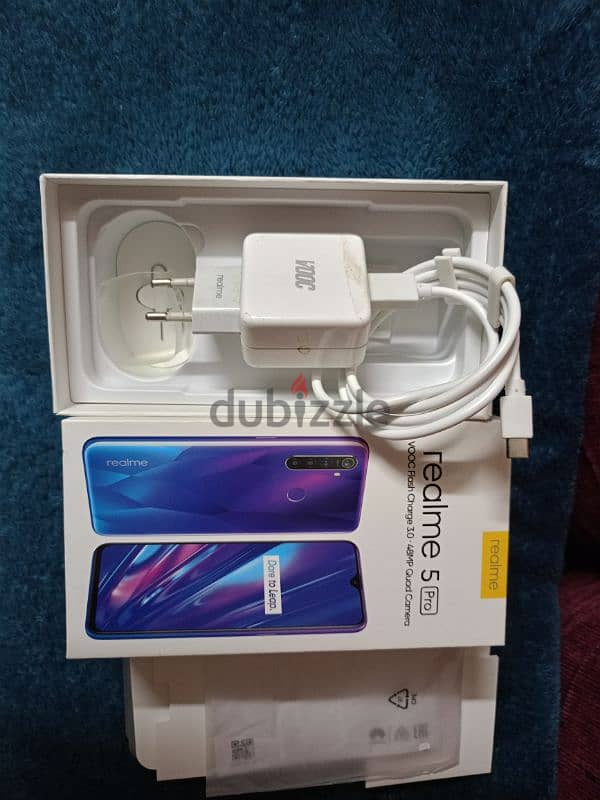 Realme 5 pro ( 4 - 128 ) 0