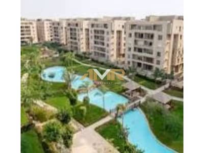 Apartmenr For Rent in The square prim Location New cairo