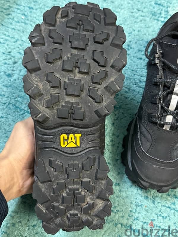 جزمه كات اصلي مقاس ٤٣ cat shoes 6