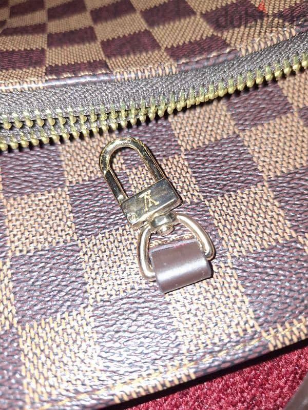 شنطه لويس فيتون Louis Vuitton وارد الخارج 4