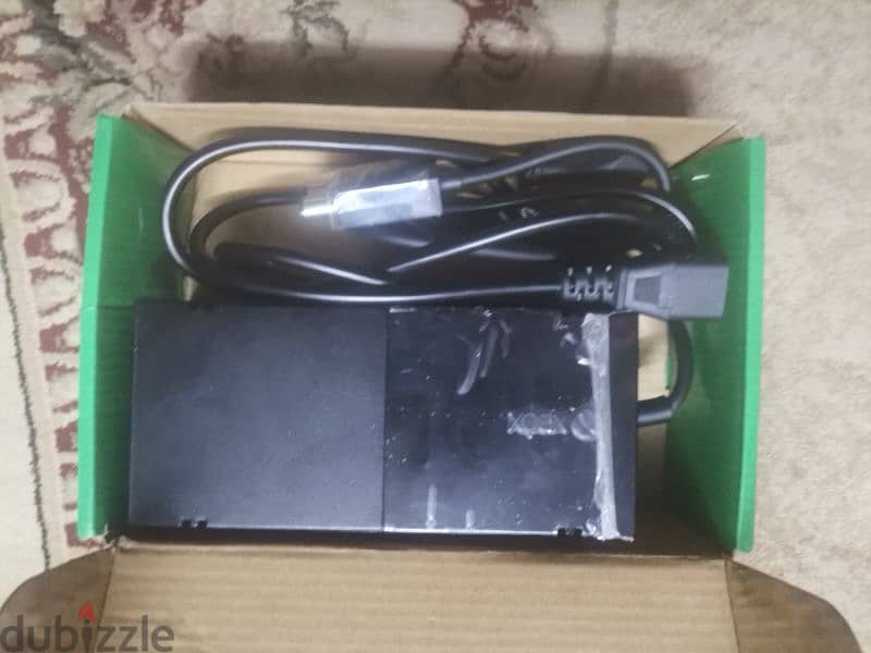 xbox one  charger 0