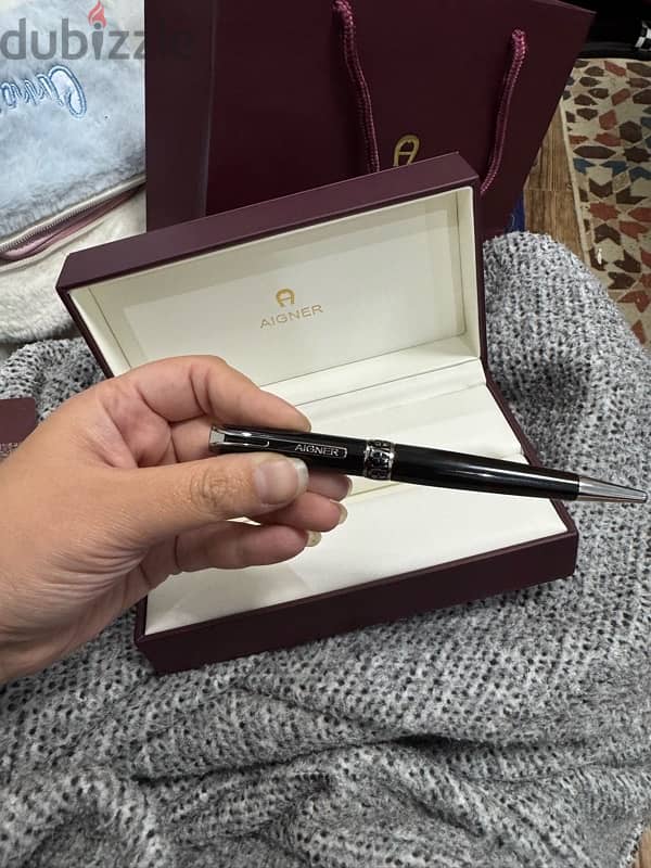 Aigner pen never used 7