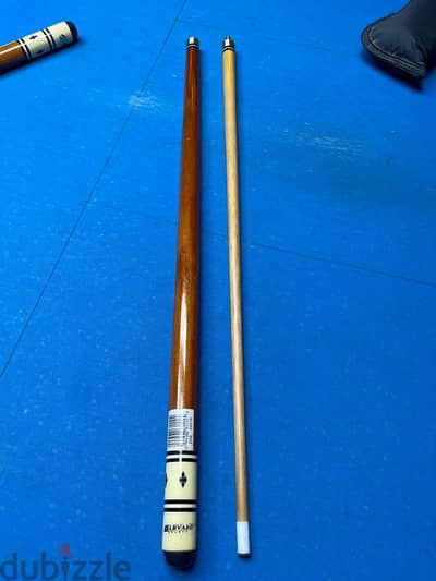 Harvard cue stick billiards