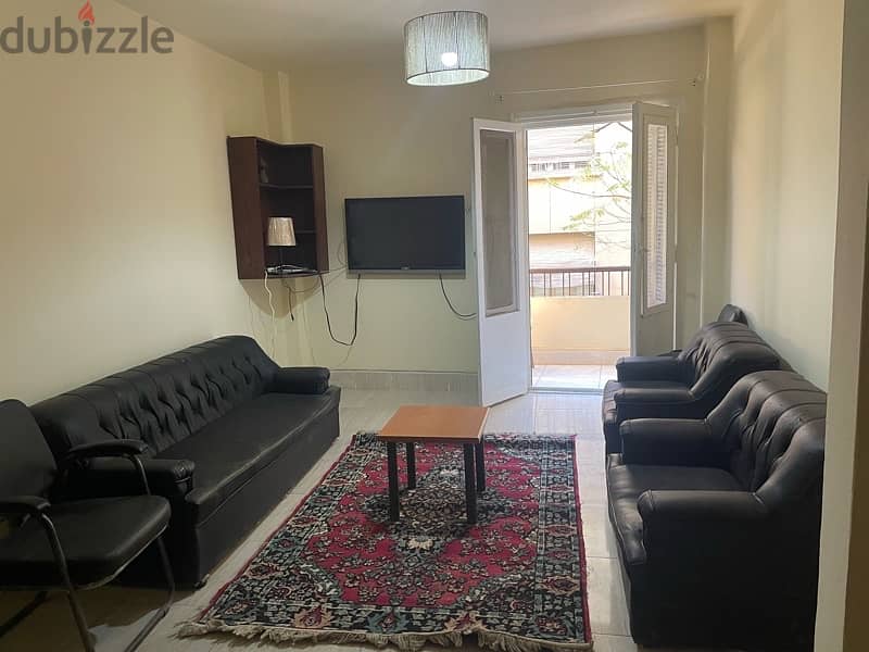 apartment for rent female only شقة للإيجار بجاردن سيتي 0