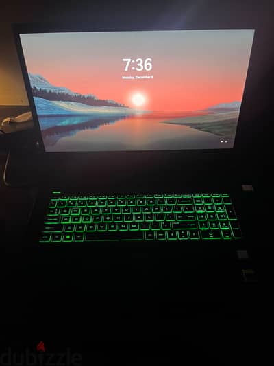 HP Pavilion - 17 Inch-144hz