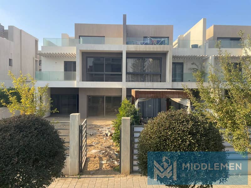 town house corner 250 m very prime location fifth square almarasem 0