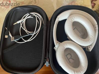 as new bose q45 headset