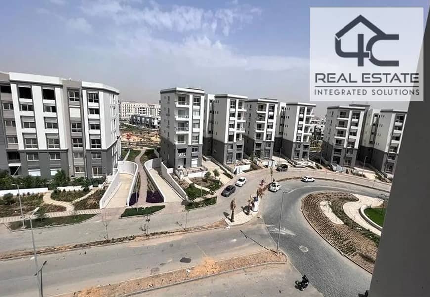 Apartment for sale in phase Greens bua 144 m Direct on land scape in Hyde Park with down payment and installments 0