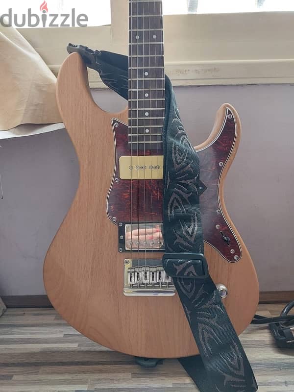 yamaha pacifica 311H 3