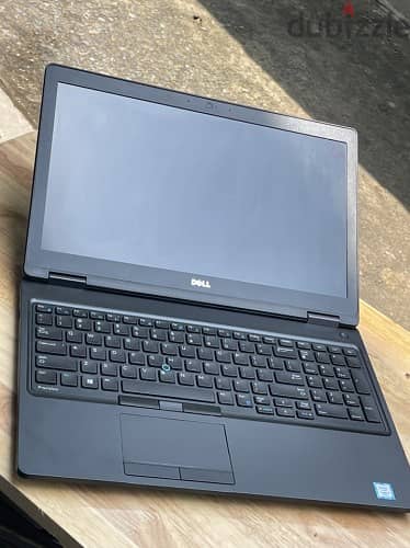 DELL latitude - 5501 CORE I7 جيل تاسع 9750H كـــــــووووور I7 جــــيل 1