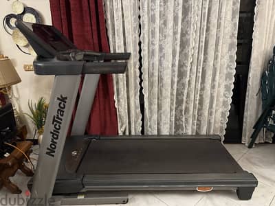 NordicTrack C3000 Folding Treadmill