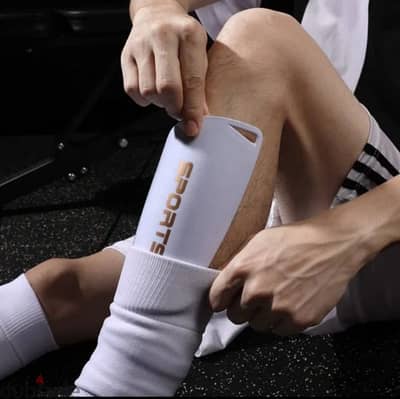 New Soccer Athletes leg Cover Sleeve Whiteشراب شنكار