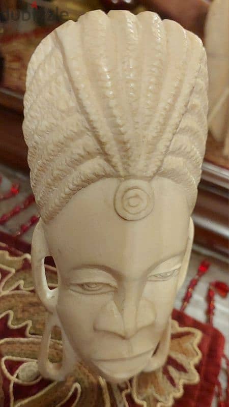 تمثال عاج افريقي مميز جدا Ivory African Statue 3