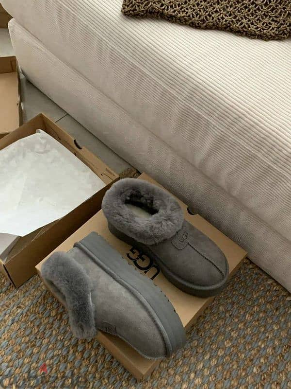 UGG sneakers 18