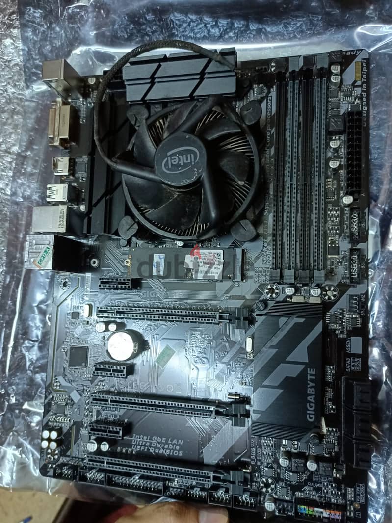 GIGABYTE Z370 HD3 + i5 8500 6 core 1