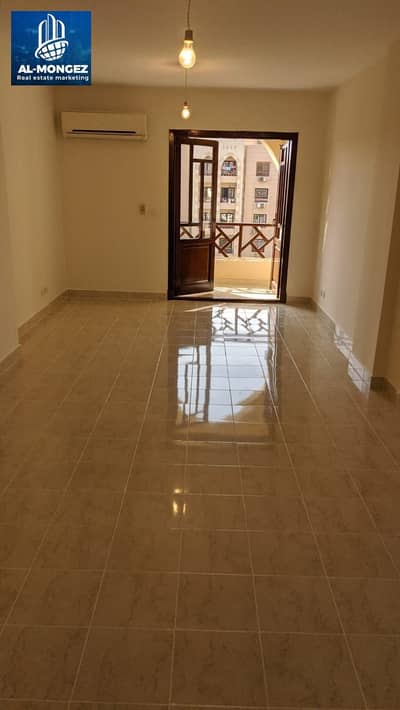 Ownership apartment, 90 meters, company finishes, open view, in Al-Rehab City, First Settlement