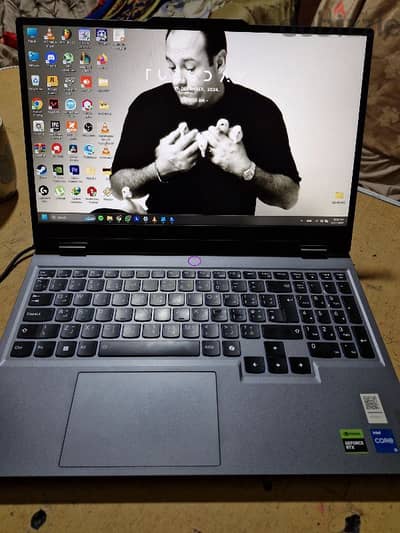 Lenovo LOQ 15IAX9 I5 12450HX - RTX 3050 6GB - 12GB DDR5 - 512GB SSD