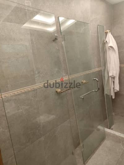 shower room شاور روم