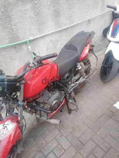 بنيلي vlr 150cc كلاسيك