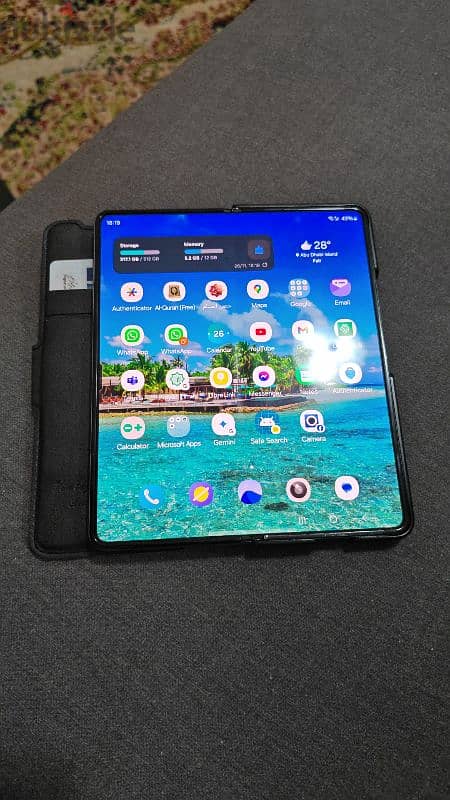 Samsung fold 4 perfect condition as new سامسونج فولد ٤ 3