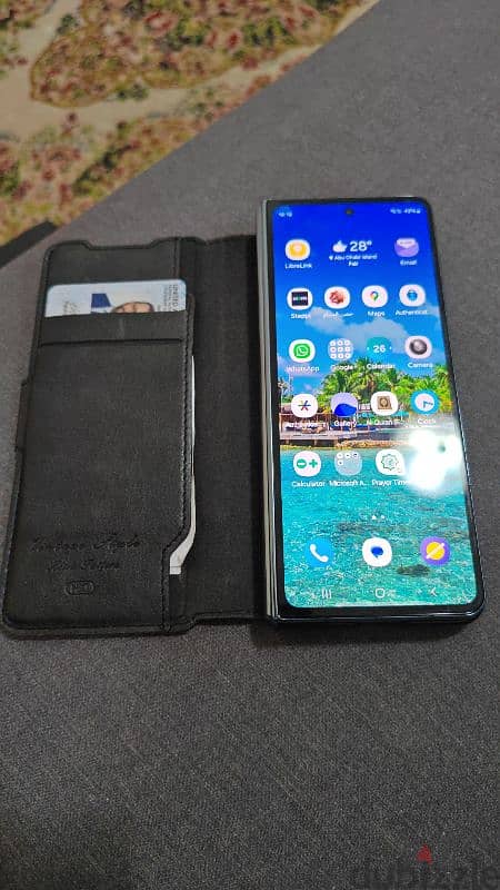 Samsung fold 4 perfect condition as new سامسونج فولد ٤ 4