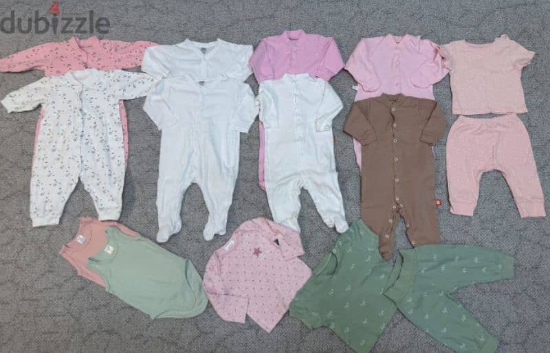 We have clothes from birth to 2.5 years. 0