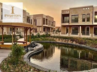 Villa Resale with installment Under Market Price in Taj City