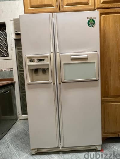 2 doors Samsung Refrigerator - ثلاجة ٢ باب سامسونج