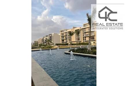 Apartment for sale at Fifth square 136 m With down payment and installments prime location view landscape