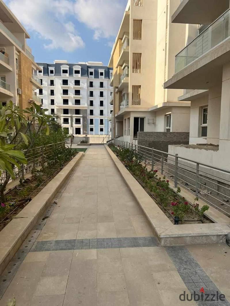 Apartment for sale in Mountain View iCity October compound, super luxurious finishing, in installments 0