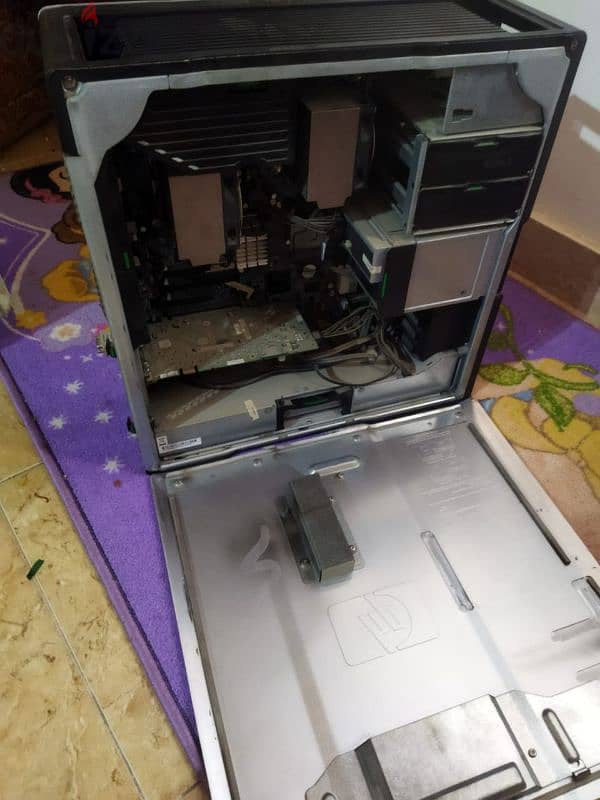 كيسة HP. Z600 workstation  بحاله الجديد 0