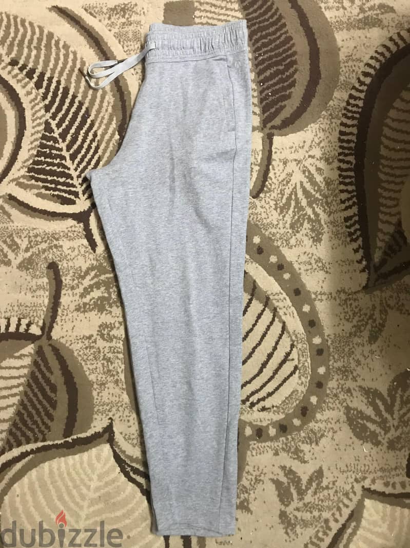 Marks & Spencer Soft Fabric Sweatpant ميلتون رمادي خفيف مارك و سبنسر 5