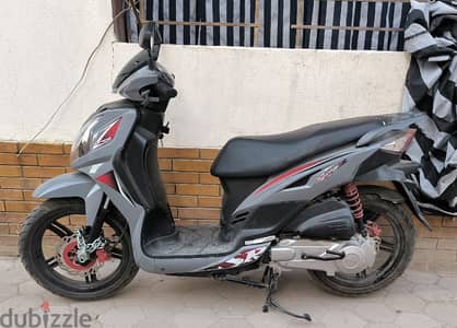 SYM SR 150