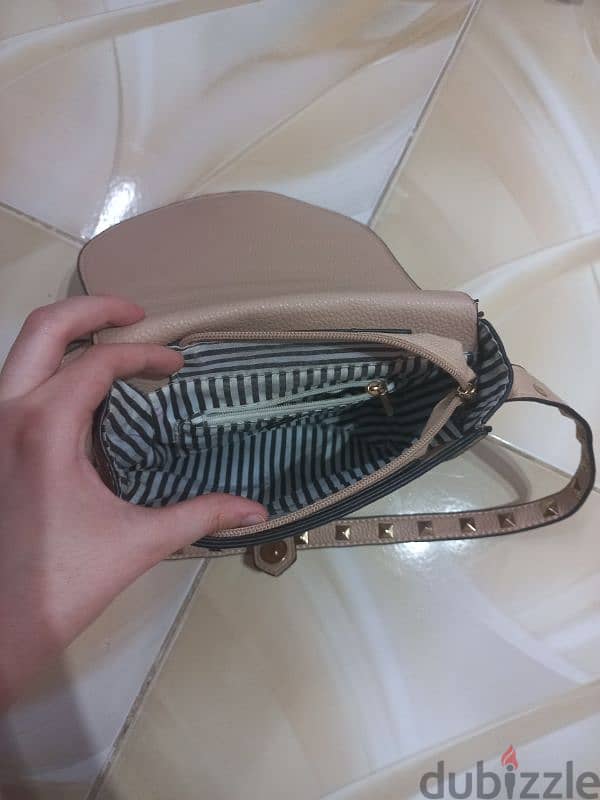 beige crossbag شنطة كروس 1