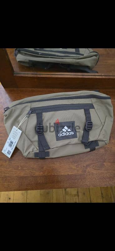 shoulder bag waist bag Adidas  استخدام ساعات شنطه وسط كتف كبيره الماني 6