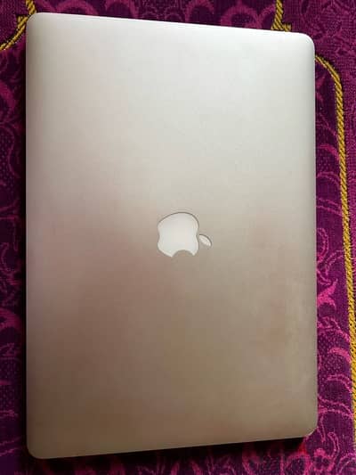 macbook pro 2015 15 inch like new