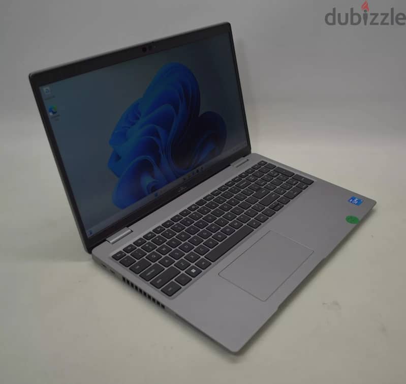 لاب توب كور اي 7 جيل 11 بسعر مميزDell Latitude 5520 1