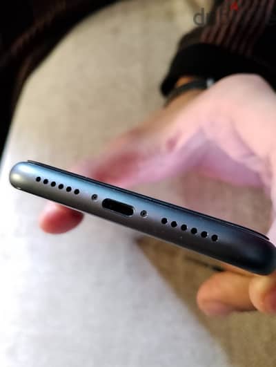 تليفون Iphone 11  فابريكا اسود