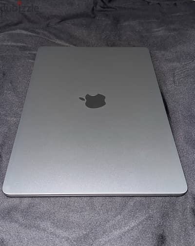 Macbook air m2 8G Ram  512gb (2023)