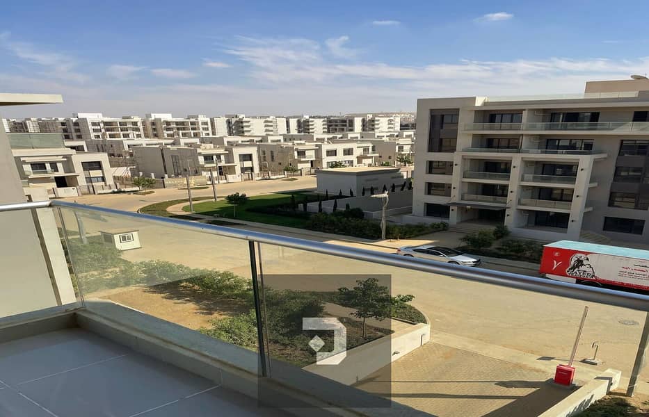 شقة للبيع استلام فورى تشطيب كامل بلوكيشن مميز في كمبوند ادريس ايست_ Address East New Cairo 0