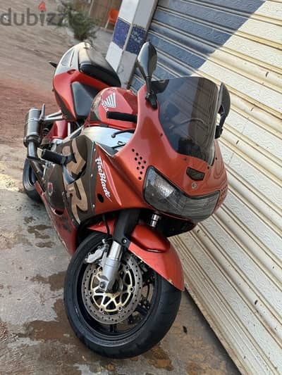 cbr919