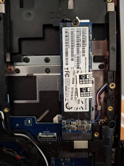 ssd m. 2 nvme sandisk 128