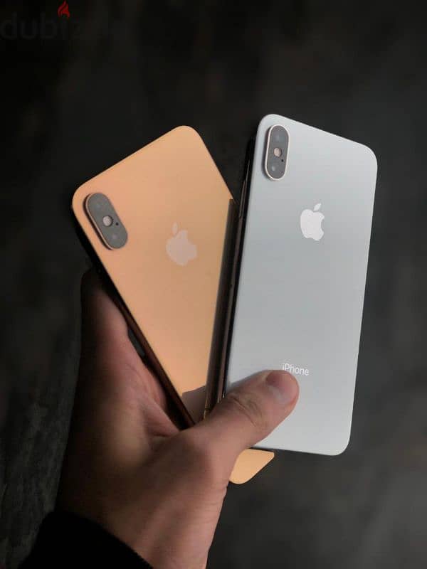 عرض خاص على Iphone xs _ 256GB بضمــــــــــــــــــان وفاتورة 2