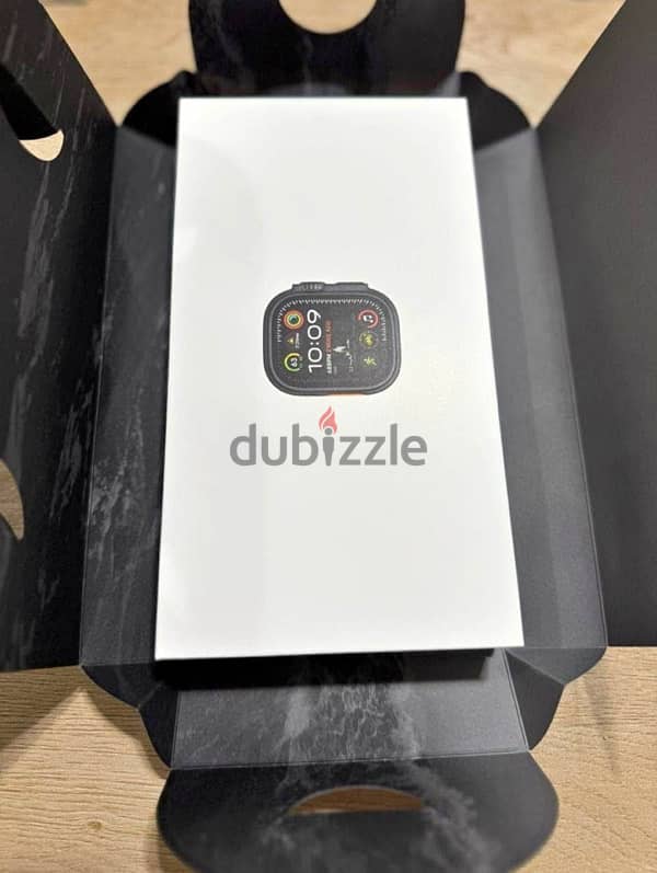 Apple Watch ultra 2 black edition 2024 , battery 100% 6