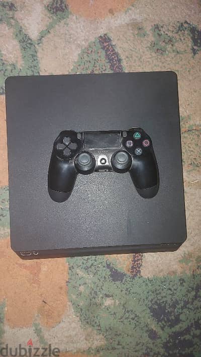 Playstation 4 slim