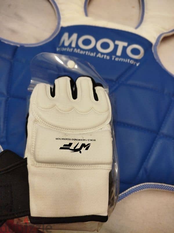 Taekwondo equipments/  ادوات تايكندو جديده 1