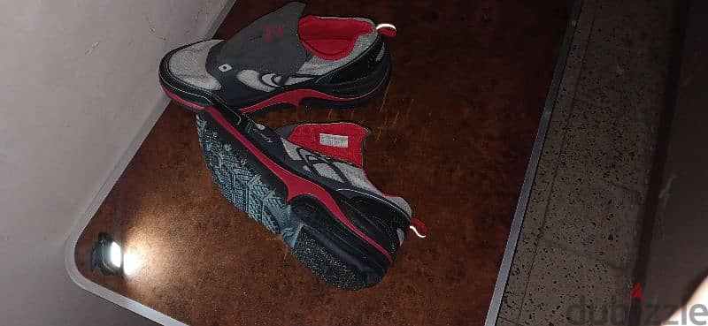 gravity defeyr athlete shoes *used* 1