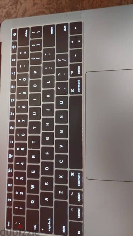 MacBook pro 2017 zero zero 3